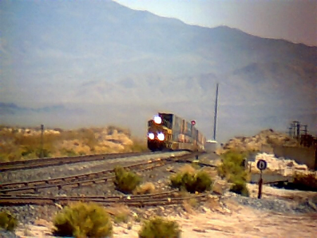 Desert railroad crossing | Model Railroad Layouts and Scenery